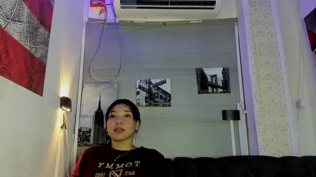 Snapshot of naileth_1 chatting on December 21, 2025, 7:32 pm naileth 1 online show from December 21, 2025, 7:32 pm
