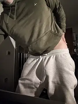 Snapshot of DanWolverin chatting on March 1, 2026, 10:23 pm DanWolverin online show from March 1, 2026, 10:23 pm