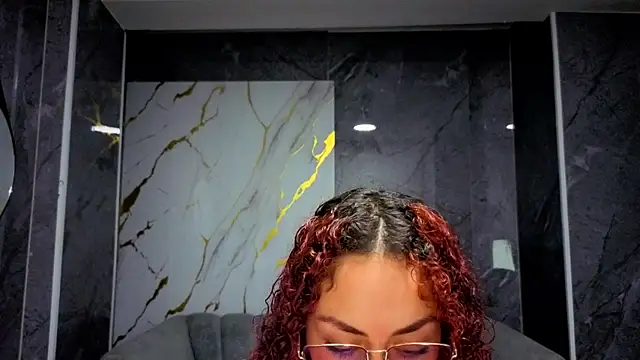 Merida b online show from December 5, 2025, 7:21 pm