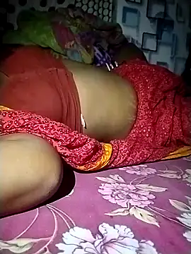 Snapshot of deshi_bhabi_Anita chatting on March 19, 2026, 7:34 am deshi bhabi Anita online show from March 19, 2026, 7:34 am