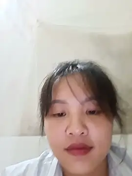 Pretty-haert online show from July 17, 2026, 4:23 pm