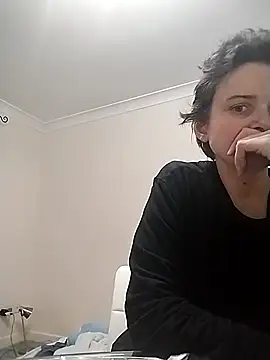 Snapshot of Amy01112 chatting on April 15, 2026, 8:20 pm Amy01112 online show from April 15, 2026, 8:20 pm