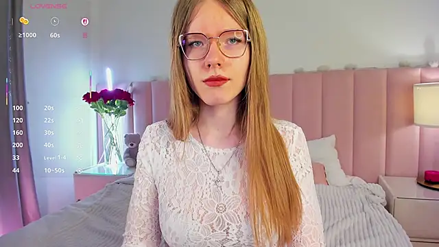 AnGee  online show from February 15, 2026, 4:47 pm