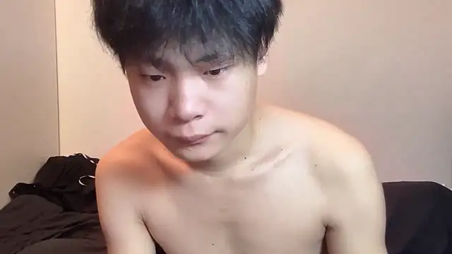 xiaoshuai2660 online show from December 18, 2025, 10:43 am