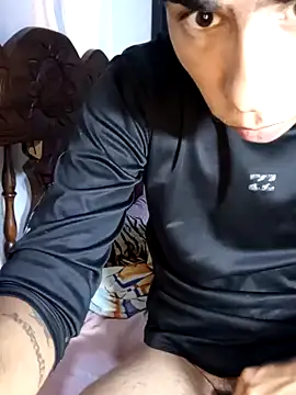 Snapshot of amaio_hosh chatting on December 14, 2025, 10:03 pm amaio hosh online show from December 14, 2025, 10:03 pm