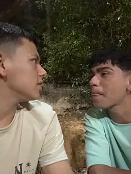 Snapshot of Latin_boys79 chatting on February 19, 2026, 4:19 am Latin boys79 online show from February 19, 2026, 4:19 am