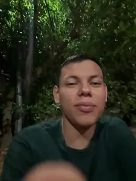 Snapshot of Latin_boys79 chatting on February 25, 2026, 5:39 am Latin boys79 online show from February 25, 2026, 5:39 am