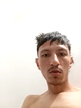 Snapshot of BumblingBimetal chatting on December 1, 2025, 4:17 am BumblingBimetal online show from December 1, 2025, 4:17 am