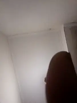 Leandro 5513 online show from December 1, 2025, 5:12 am