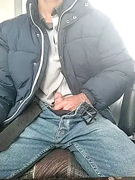 kral4531 online show from December 4, 2025, 5:17 am