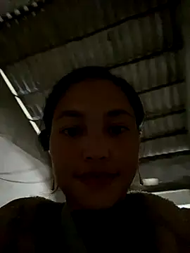 Snapshot of Lilik2 chatting on December 4, 2025, 8:01 am Lilik2 online show from December 4, 2025, 8:01 am