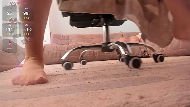 KamillaJei online show from April 11, 2026, 7:45 am