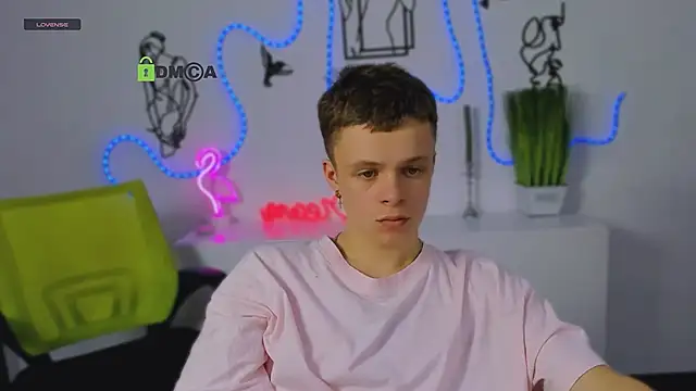 veldi to online show from February 27, 2026, 7:58 pm