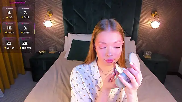 Tessa Sunn online show from January 12, 2026, 1:11 am