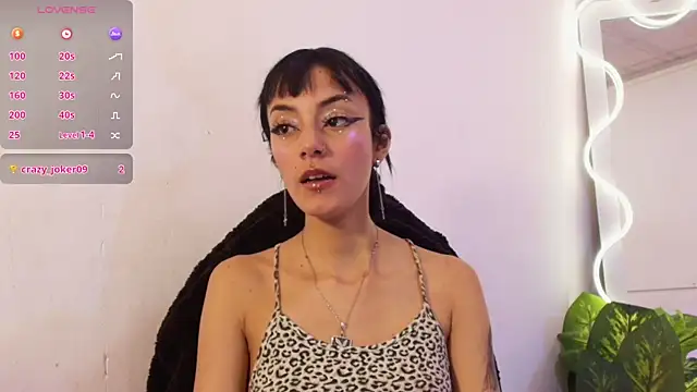 CHEERRY TAY1 online show from March 30, 2026, 7:15 pm