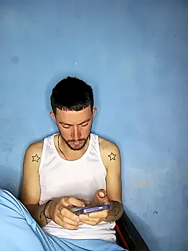 Snapshot of 30_GLADIADOR chatting on December 2, 2025, 6:30 am 30 GLADIADOR online show from December 2, 2025, 6:30 am