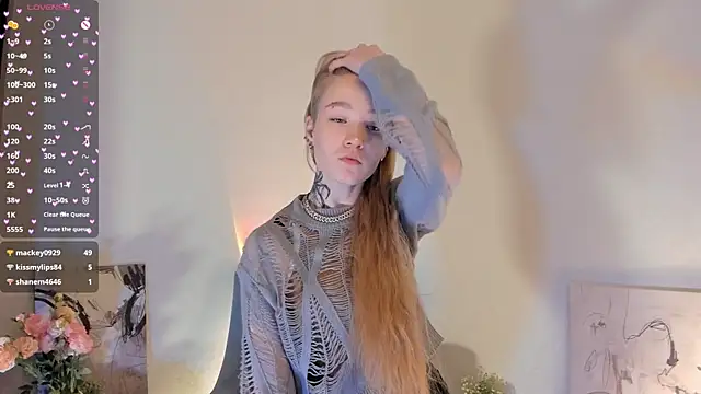 MaireLanda online show from December 21, 2025, 4:08 am