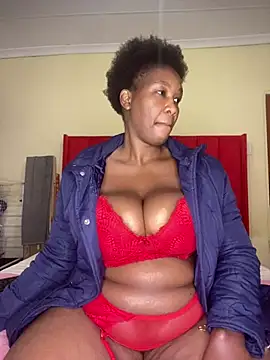 GiantClithpee online show from June 11, 2026, 3:15 am