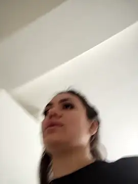 SiennaLuxexx online show from March 19, 2026, 12:20 pm