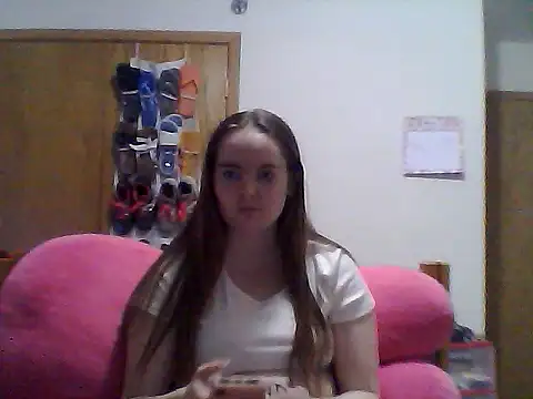 CallmeVenuss online show from February 18, 2026, 3:24 am