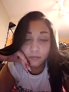 ninasex1995 online show from December 4, 2025, 8:17 pm