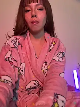 Snapshot of valery_blossom chatting on December 2, 2025, 1:33 am valery blossom online show from December 2, 2025, 1:33 am