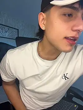 Lander Cruz online show from February 16, 2026, 8:27 pm