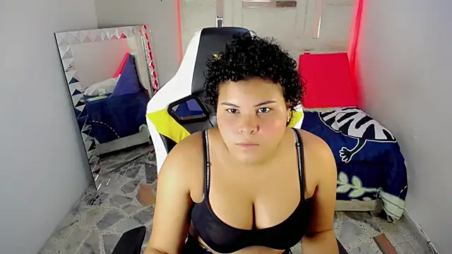 Baileyy  online show from December 4, 2025, 5:21 pm