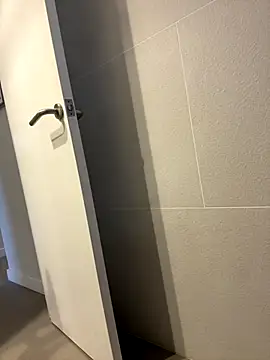 andresbale online show from December 18, 2025, 7:36 am