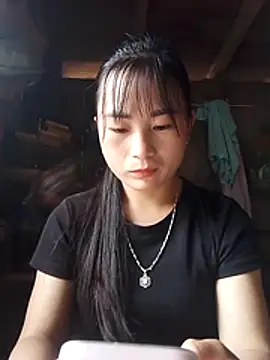 Maiphu34 online show from May 15, 2026, 12:28 am