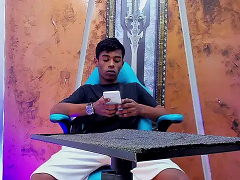 black sweethot online show from December 2, 2025, 4:07 am