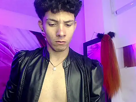 Snapshot of BlakeNoir_ chatting on February 20, 2026, 1:57 am BlakeNoir online show from February 20, 2026, 1:57 am