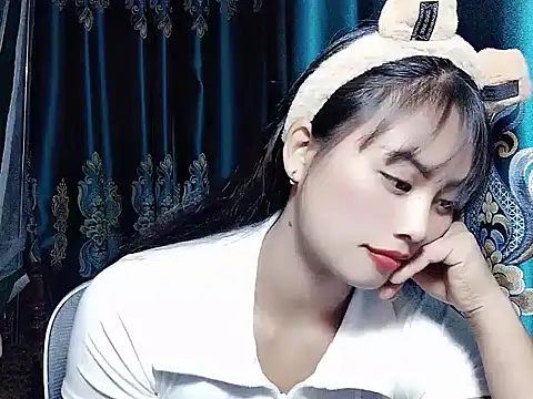 Snapshot of Nana569 chatting on January 7, 2026, 7:33 am Nana569 online show from January 7, 2026, 7:33 am