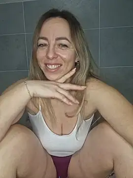 sole28 online show from February 3, 2026, 9:53 pm