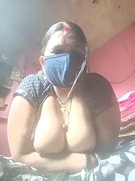 Your-shreya143 online show from January 18, 2026, 5:33 am