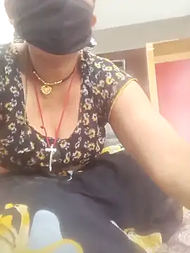 Your-shreya143 online show from February 19, 2026, 7:26 am