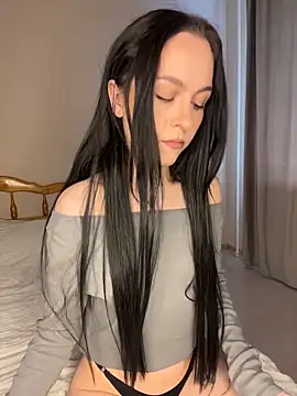 MonicaMercer online show from April 14, 2026, 7:14 am