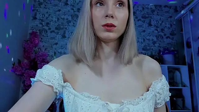 Gina Gina love online show from April 10, 2026, 1:00 am