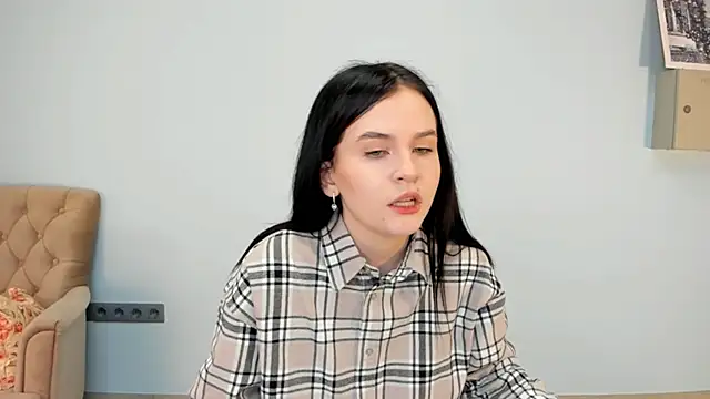 TrudyMozie online show from December 5, 2025, 12:14 pm