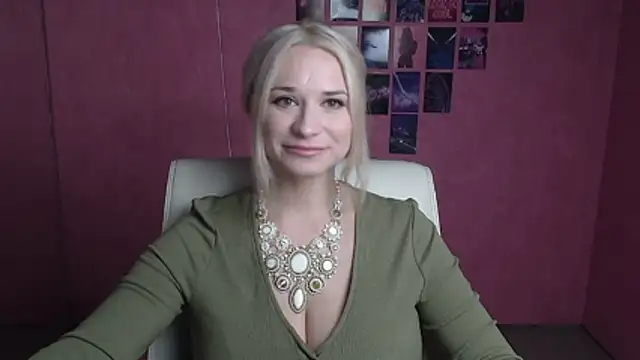 Melodie Aster online show from April 11, 2026, 5:34 am