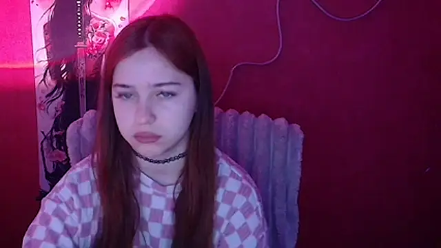 Lilu May online show from February 12, 2026, 6:19 am