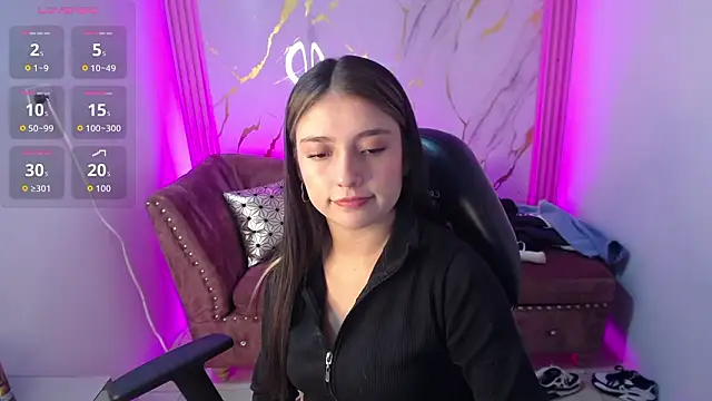 Diamond juliana online show from February 13, 2026, 3:35 am