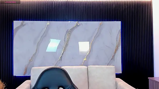 TiffanyHoustton online show from March 23, 2026, 11:58 am