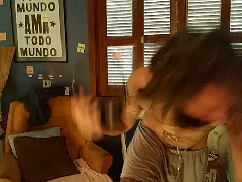 ooproprio online show from April 28, 2026, 12:21 pm