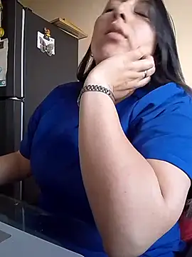 Valeria montana  online show from February 19, 2026, 10:06 pm