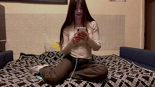 Snapshot of EagerSavvy chatting on February 22, 2026, 2:26 pm EagerSavvy online show from February 22, 2026, 2:26 pm