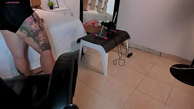 Ambar Cooxx online show from February 19, 2026, 11:28 am