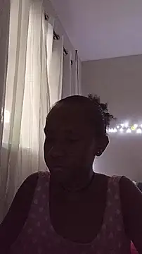 Snapshot of GrethaVianna chatting on December 4, 2025, 6:05 pm GrethaVianna online show from December 4, 2025, 6:05 pm