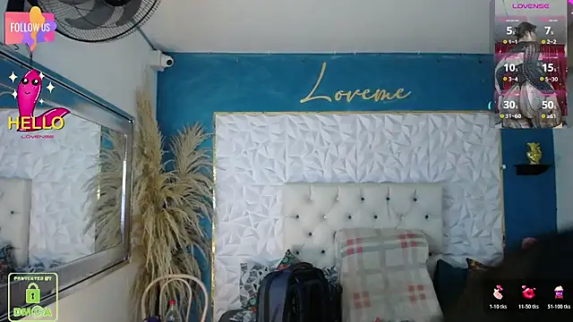 Mia Duque1999 online show from February 17, 2026, 8:26 pm