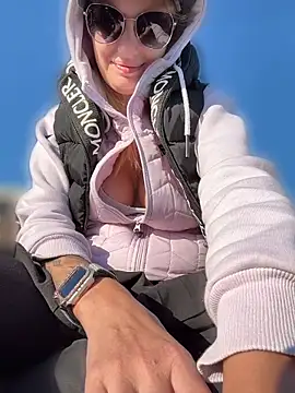 Betsy online show from April 10, 2026, 2:55 pm